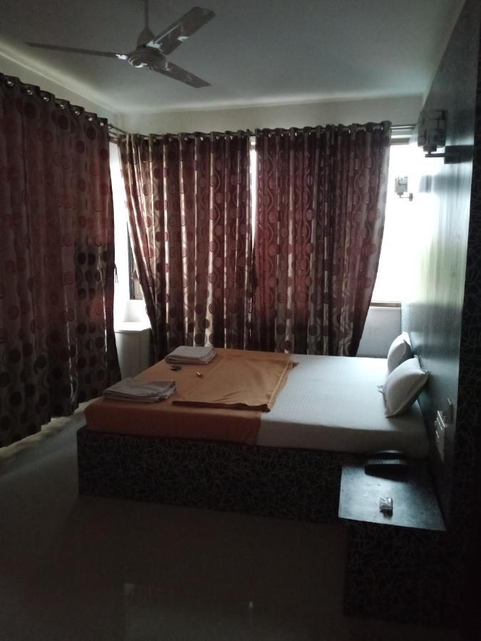 Malhar Palace Hotel 쉬르디 외부 사진